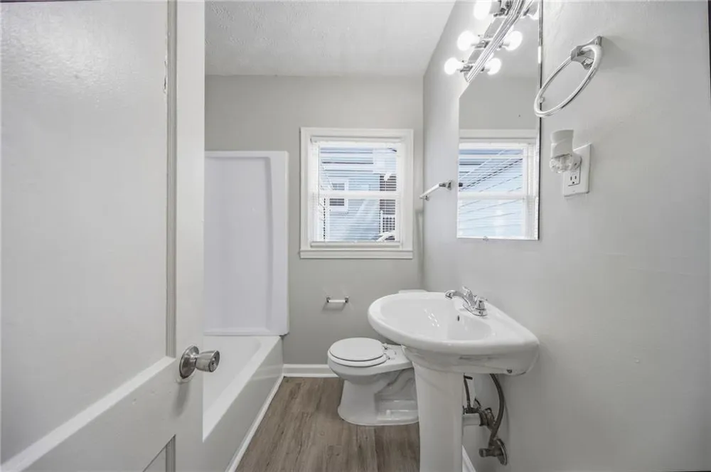 1292 Beecher Street SW Atlanta, GA 30310