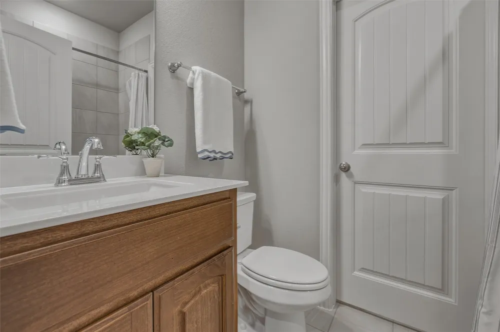 1229 Sabine River Lane Springtown, TX 76082