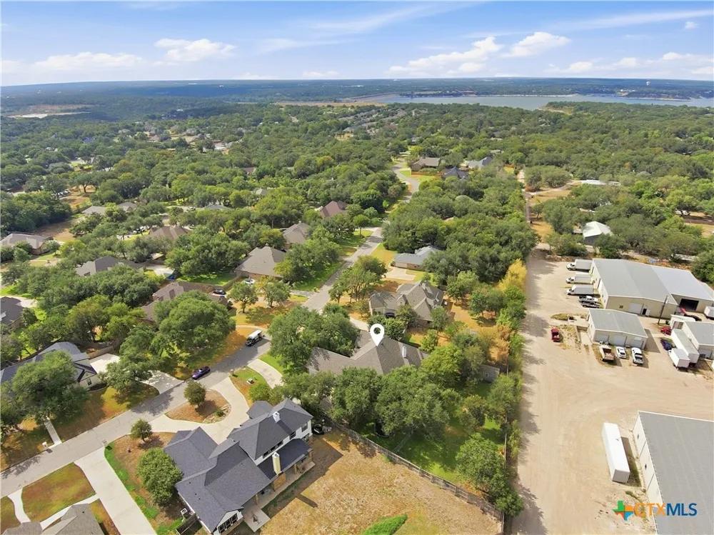 385 Green Park Drive Belton, TX 76513