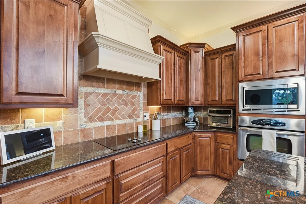 385 Green Park Drive Belton, TX 76513