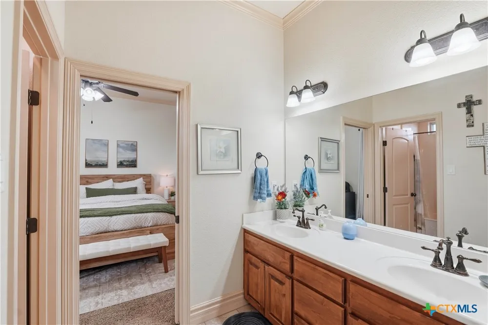 385 Green Park Drive Belton, TX 76513