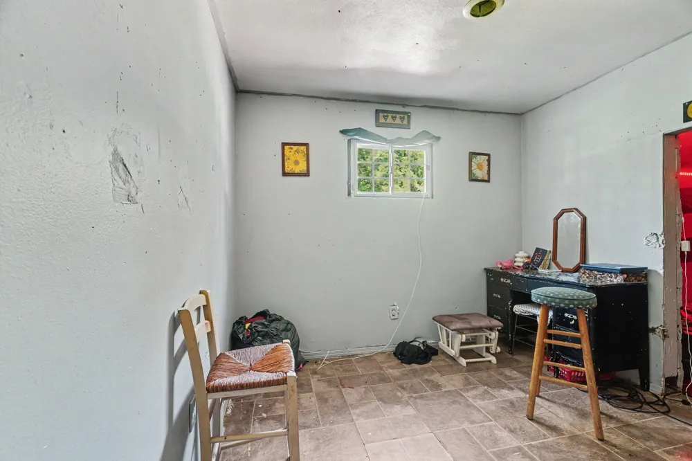 37 Logan Street Battle Creek, MI 49015