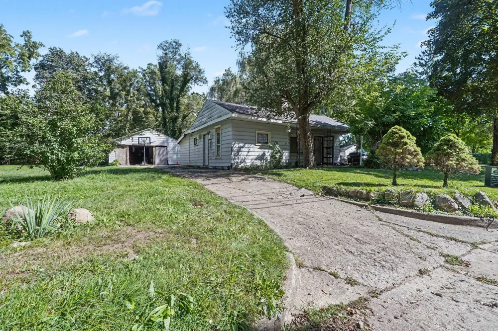 37 Logan Street Battle Creek, MI 49015