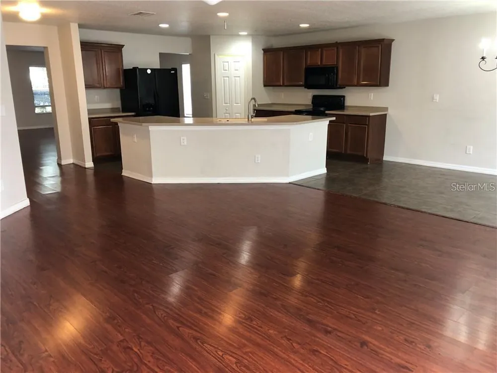 5116 CELLO WOOD LANE Wesley Chapel, FL 33543