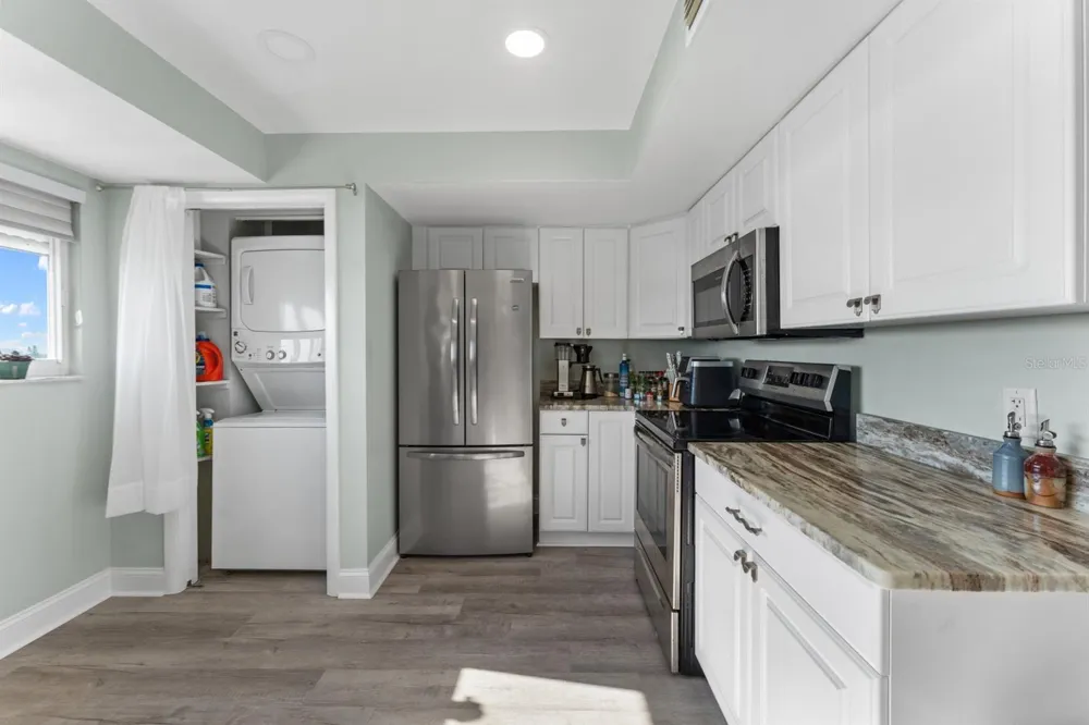 610 ISLAND WAY #408 Clearwater, FL 33767