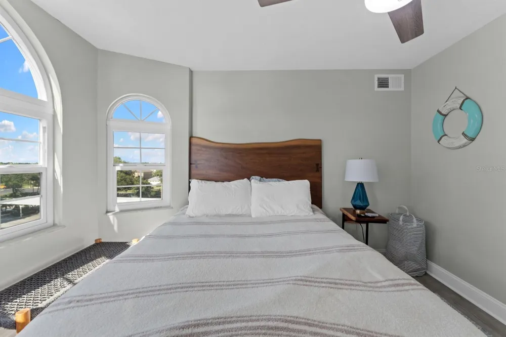 610 ISLAND WAY #408 Clearwater, FL 33767