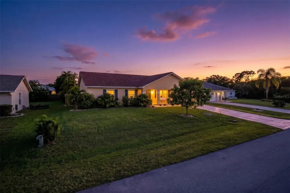9371 HEARTWELLVILLE AVENUE Englewood, FL 34224