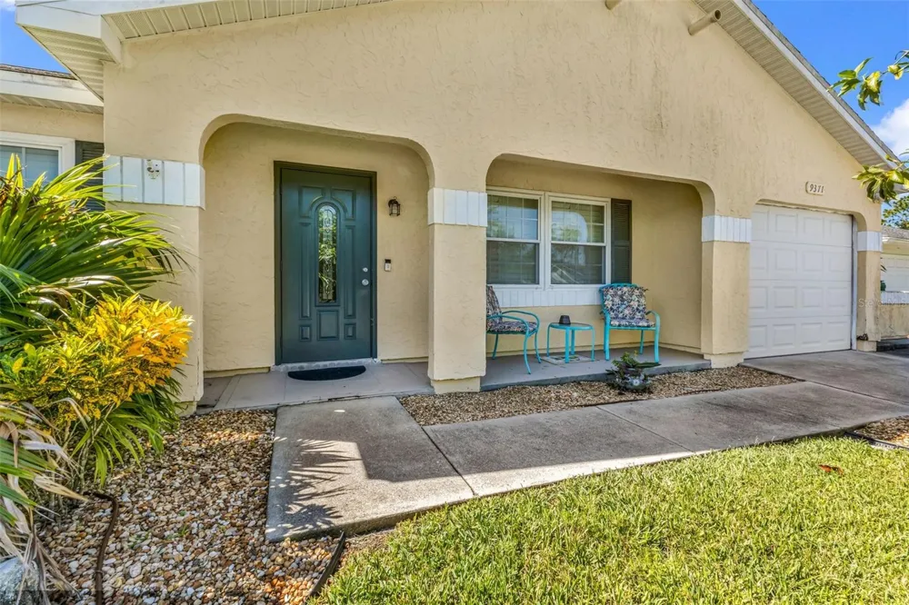 9371 HEARTWELLVILLE AVENUE Englewood, FL 34224