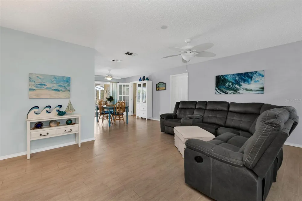 9371 HEARTWELLVILLE AVENUE Englewood, FL 34224