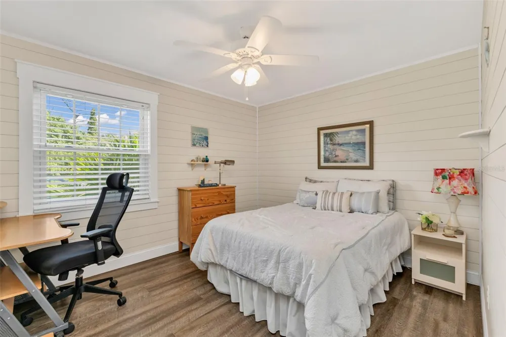 9371 HEARTWELLVILLE AVENUE Englewood, FL 34224