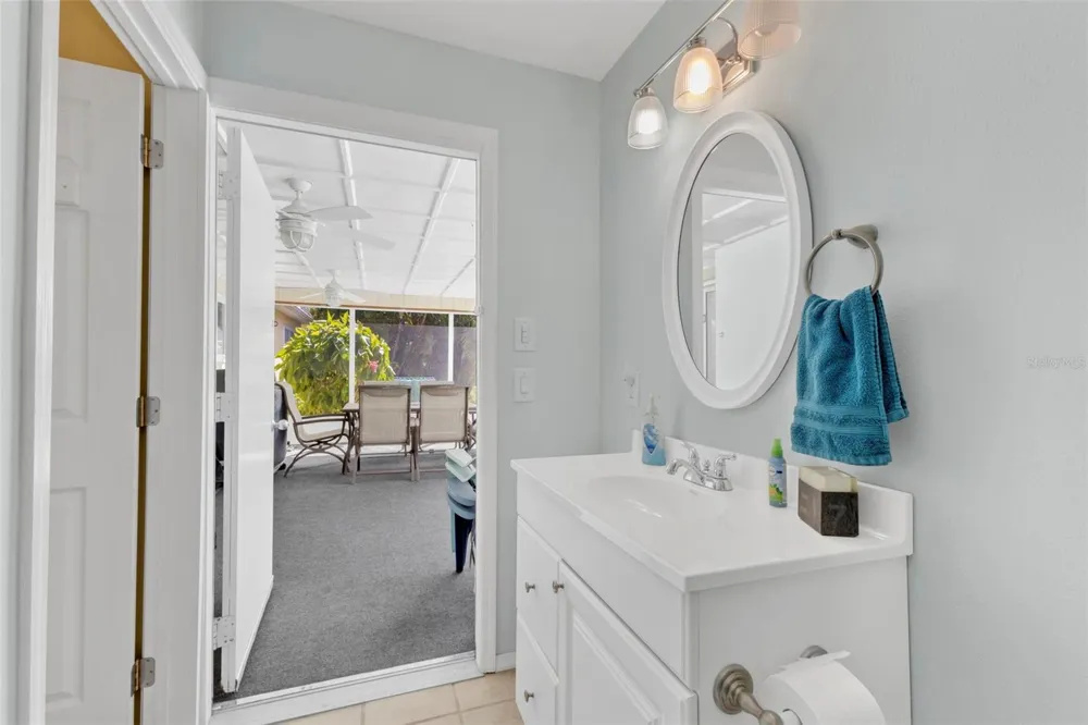 9371 HEARTWELLVILLE AVENUE Englewood, FL 34224