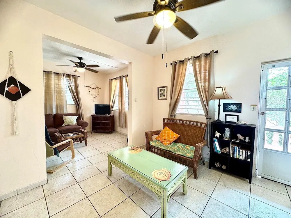 425 MAGNOLIA Vieques, PR 00765