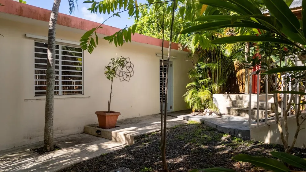 425 MAGNOLIA Vieques, PR 00765