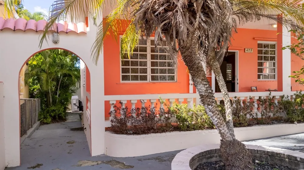 425 MAGNOLIA Vieques, PR 00765