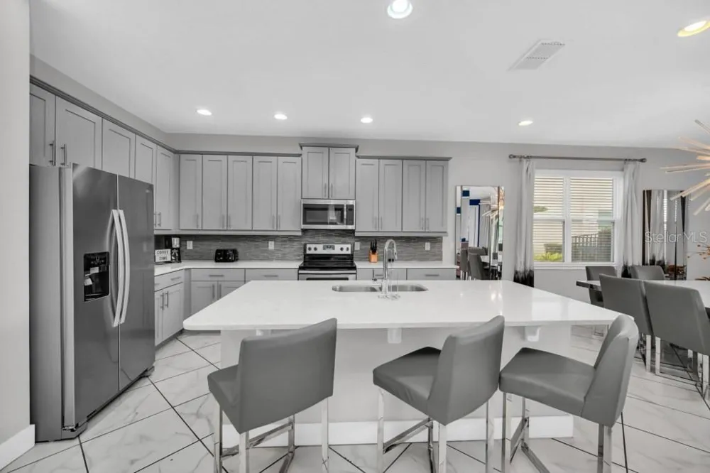 7648 FAIRFAX DRIVE Kissimmee, FL 34747