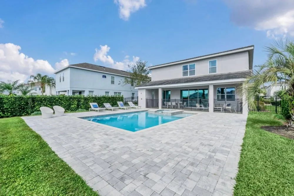 7648 FAIRFAX DRIVE Kissimmee, FL 34747