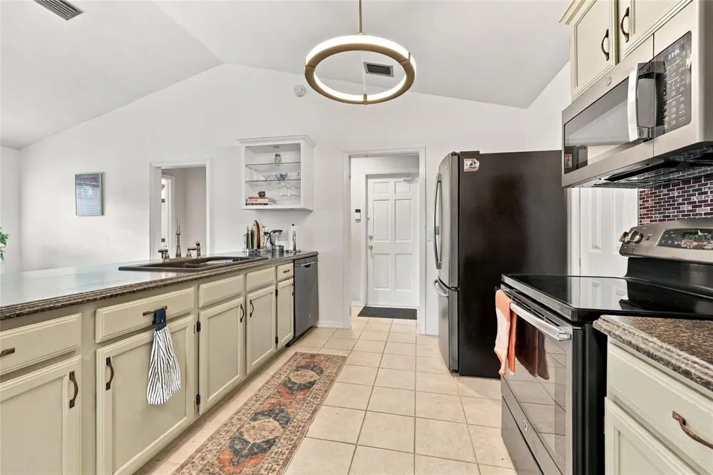 2825 NW 27TH TERRACE Gainesville, FL 32605
