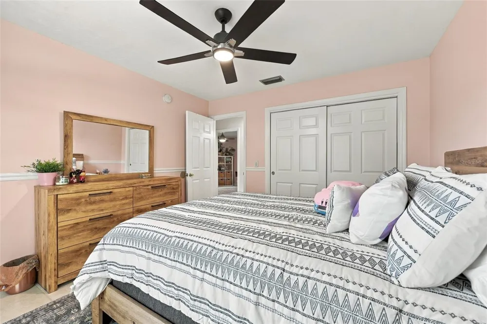 2825 NW 27TH TERRACE Gainesville, FL 32605