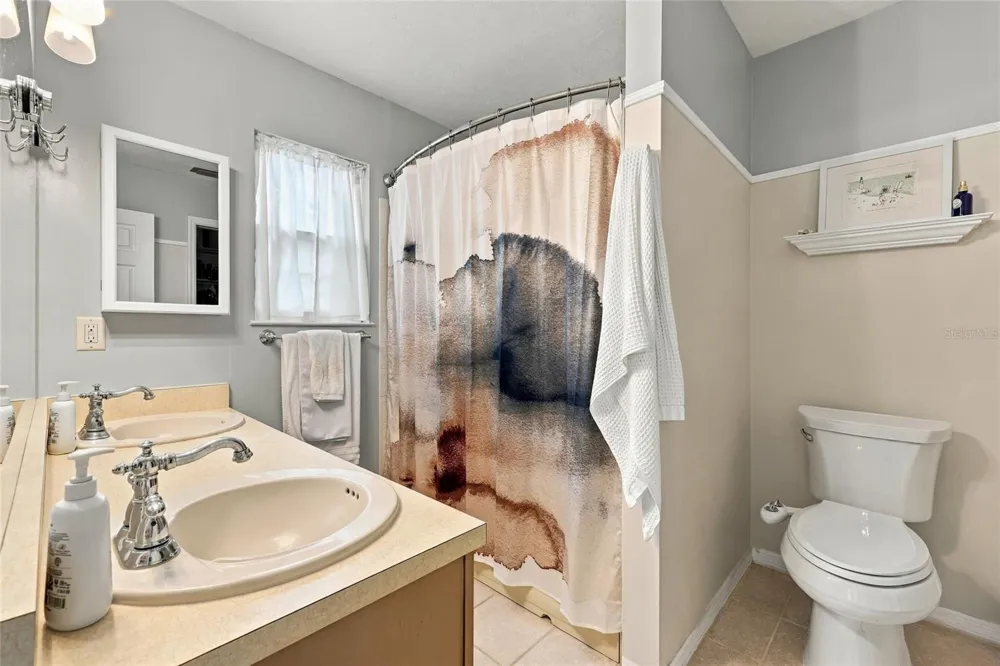 2825 NW 27TH TERRACE Gainesville, FL 32605