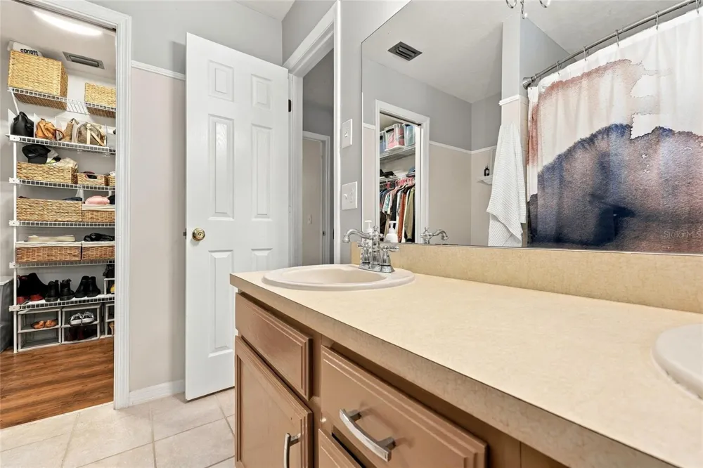 2825 NW 27TH TERRACE Gainesville, FL 32605