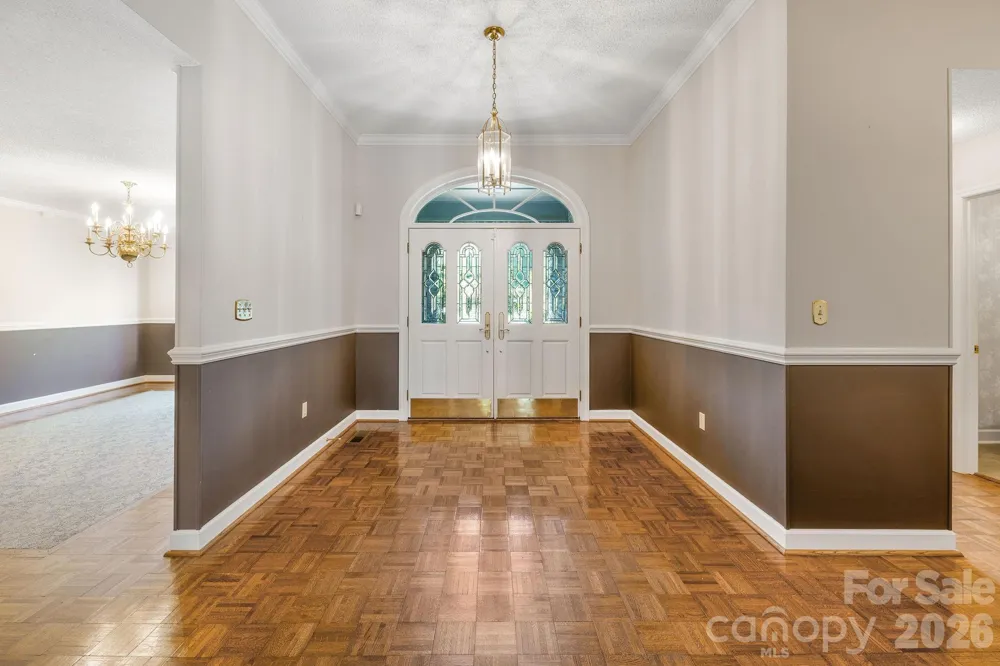 13 Lowry Lane Weaverville, NC 28787