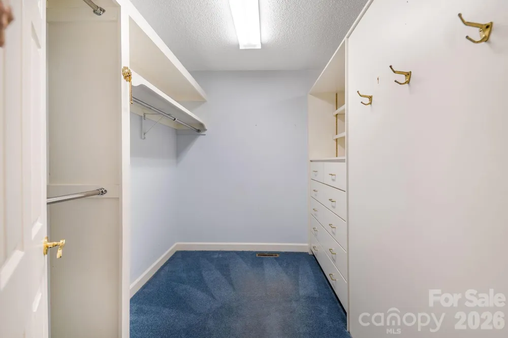 13 Lowry Lane Weaverville, NC 28787