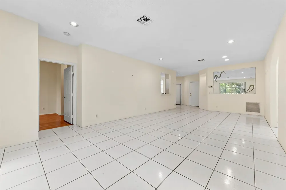 7874 Laina Lane #1 Boynton Beach, FL 33437