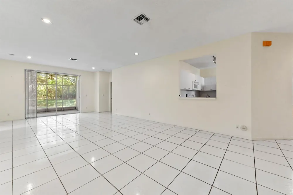 7874 Laina Lane #1 Boynton Beach, FL 33437