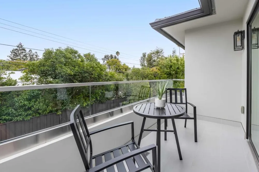764 Stern Avenue Palo Alto, CA 94303