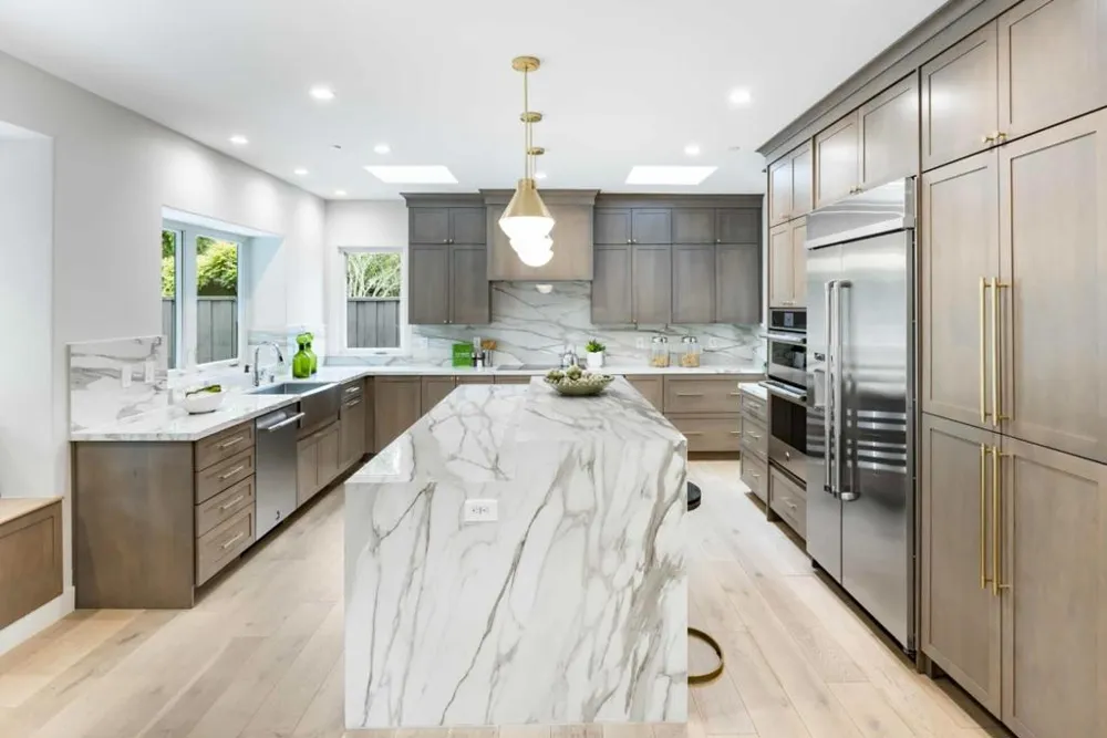 764 Stern Avenue Palo Alto, CA 94303