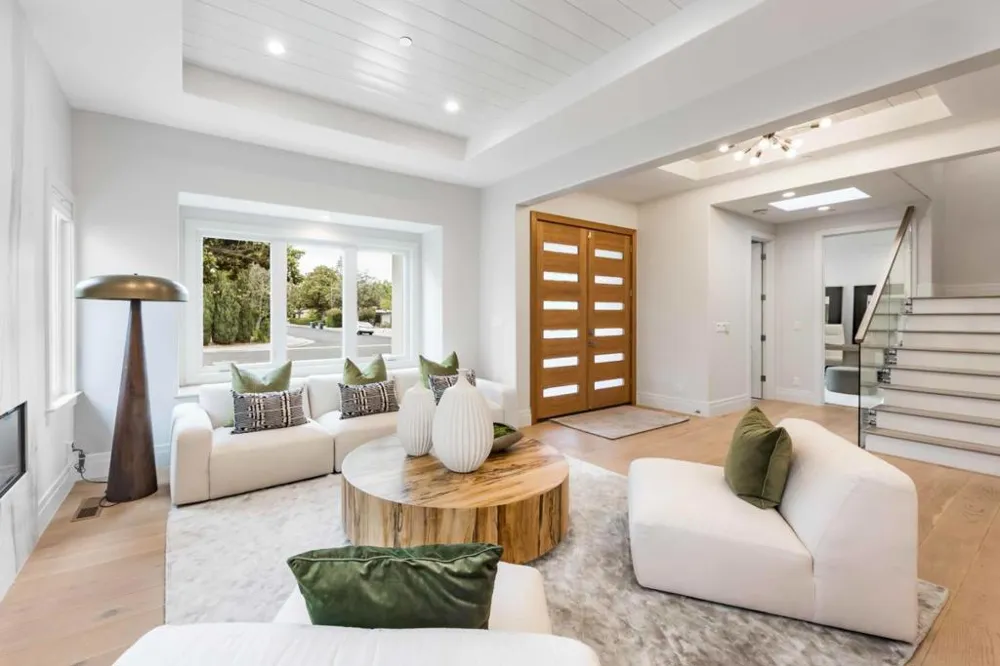 764 Stern Avenue Palo Alto, CA 94303