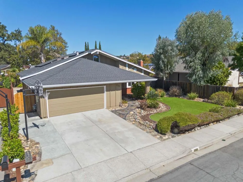 835 Downswood Court San Jose, CA 95120