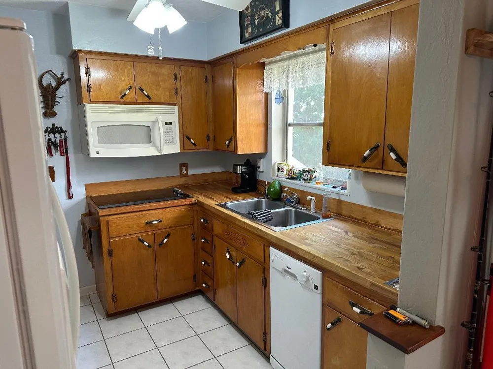 1075 James Road Lake Worth, FL 33462