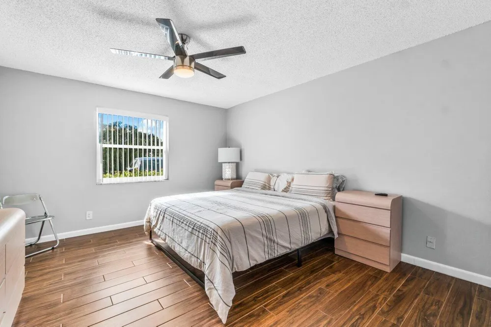 2037 S Seacrest Boulevard #B Boynton Beach, FL 33435