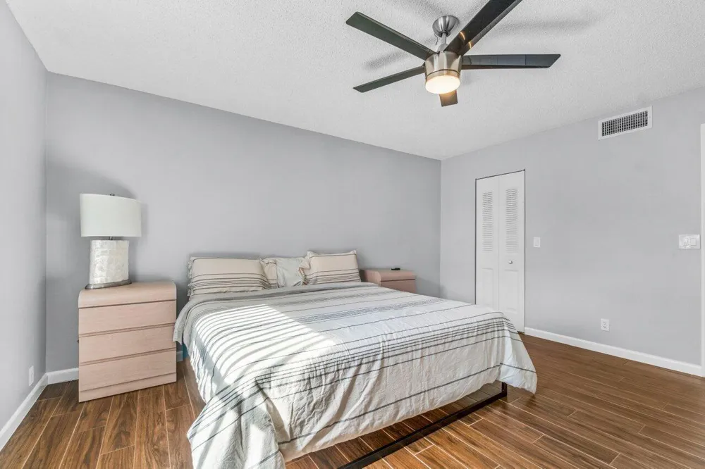 2037 S Seacrest Boulevard #B Boynton Beach, FL 33435