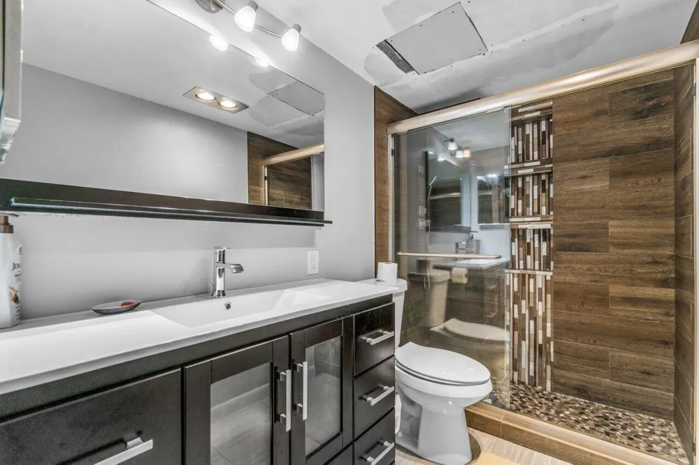 2037 S Seacrest Boulevard #B Boynton Beach, FL 33435