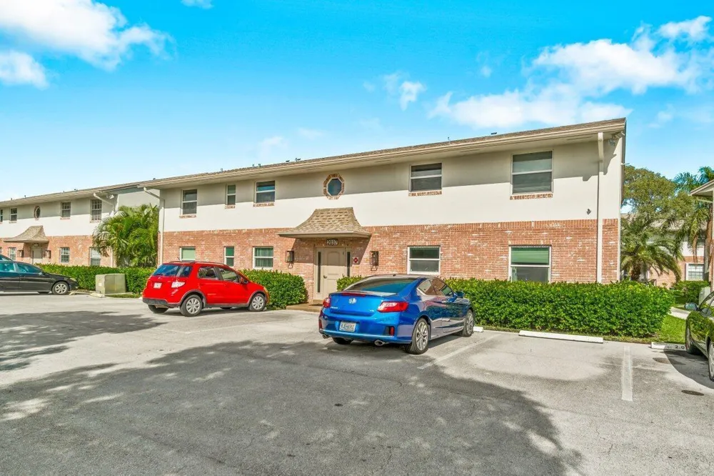 2037 S Seacrest Boulevard #B Boynton Beach, FL 33435