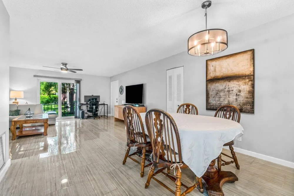 2037 S Seacrest Boulevard #B Boynton Beach, FL 33435
