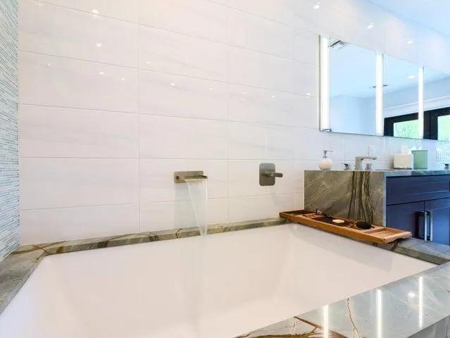 3700 Embassy Drive West Palm Beach, FL 33401