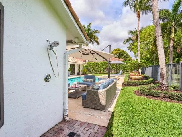 3700 Embassy Drive West Palm Beach, FL 33401