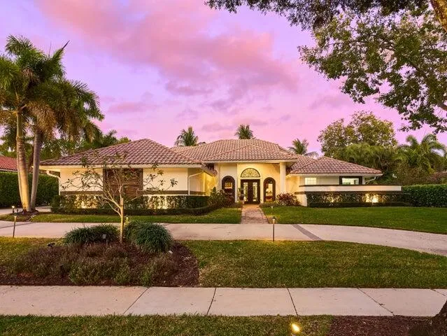 3700 Embassy Drive West Palm Beach, FL 33401