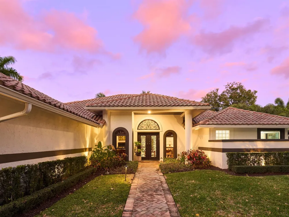 3700 Embassy Drive West Palm Beach, FL 33401