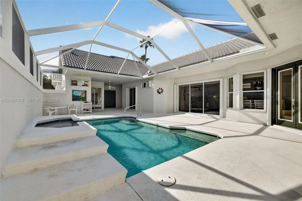 619 SW Lake Charles Cir Port St. Lucie, FL 34986