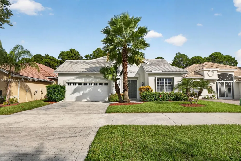 619 SW Lake Charles Cir Port St. Lucie, FL 34986