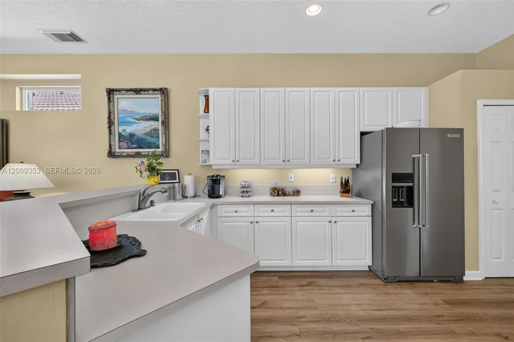 619 SW Lake Charles Cir Port St. Lucie, FL 34986