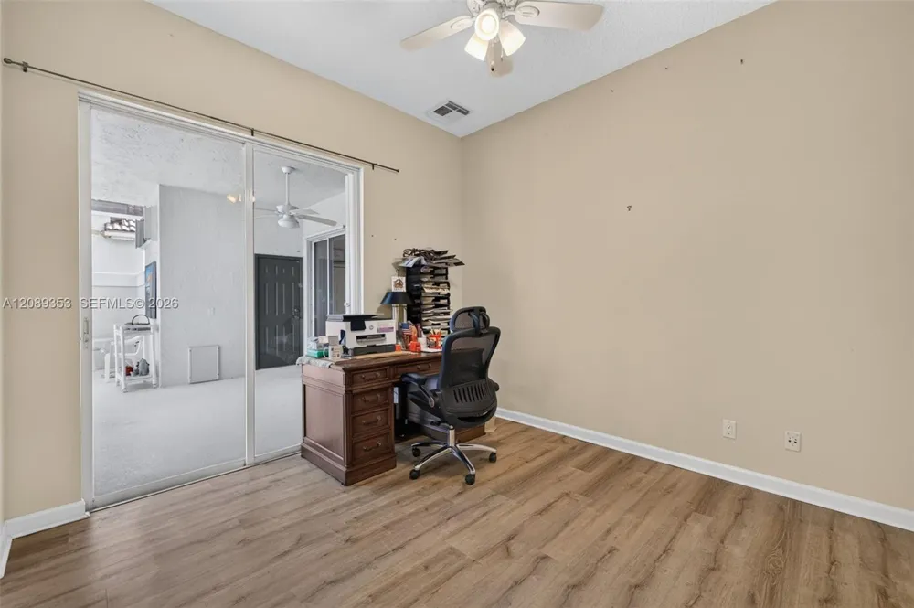619 SW Lake Charles Cir Port St. Lucie, FL 34986