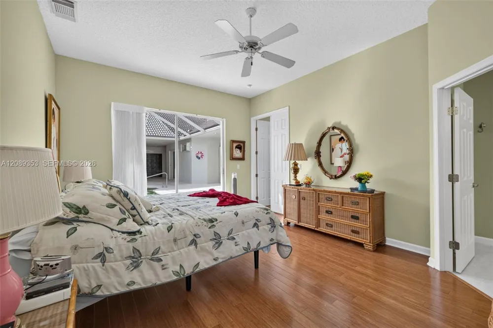619 SW Lake Charles Cir Port St. Lucie, FL 34986