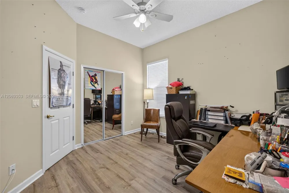 619 SW Lake Charles Cir Port St. Lucie, FL 34986