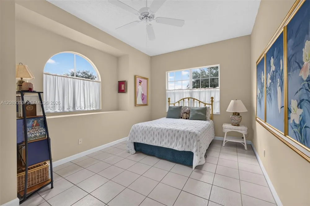 619 SW Lake Charles Cir Port St. Lucie, FL 34986