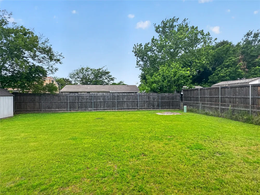 109 Heights Drive Crowley, TX 76036